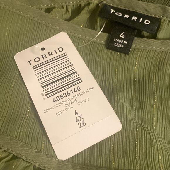 Torrid Olivine Crinkle Chiffon Flutter Sleeve Top - Picture 8 of 9